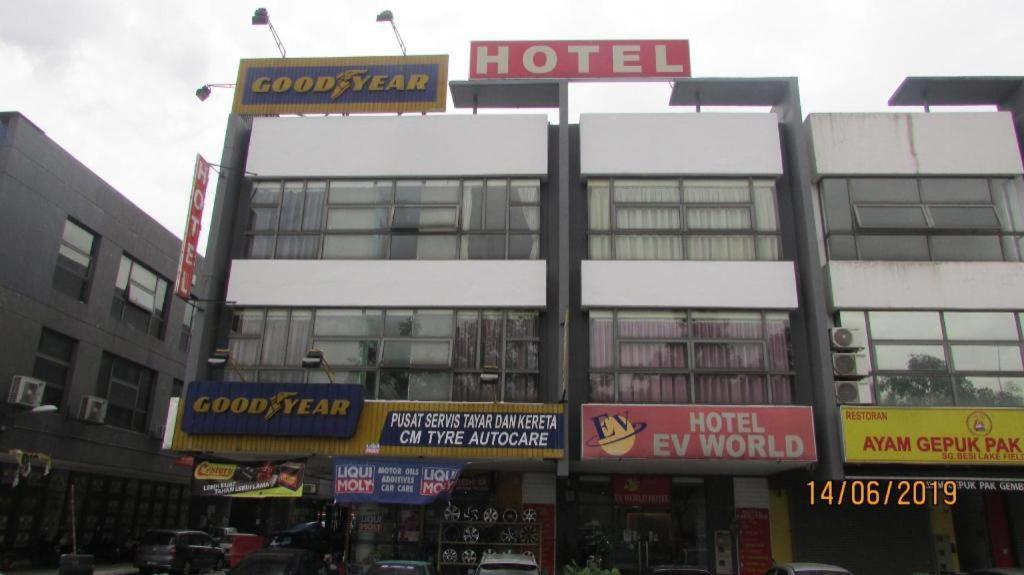 Hotel Zamburger Sungai Besi Kuala Lumpur Exterior photo