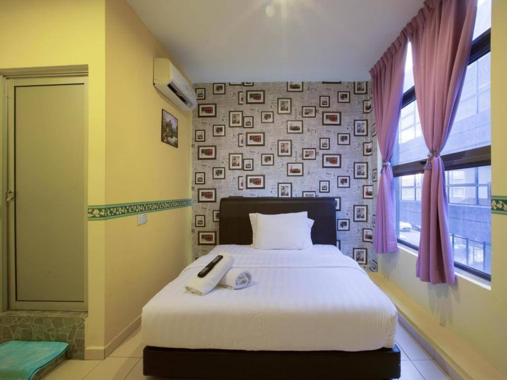 Hotel Zamburger Sungai Besi Kuala Lumpur Exterior photo