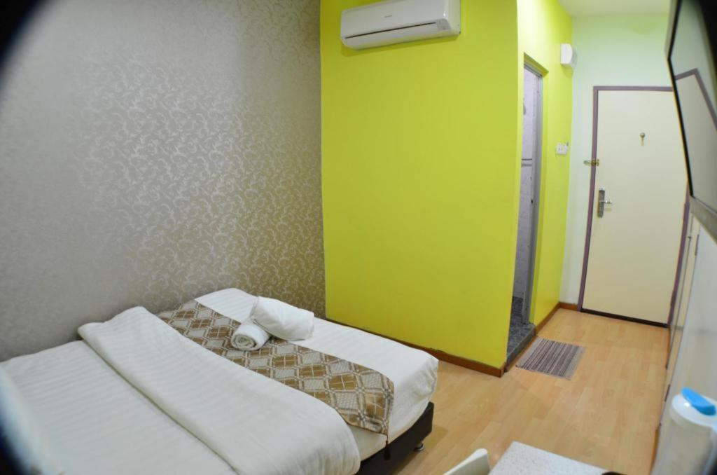 Hotel Zamburger Sungai Besi Kuala Lumpur Exterior photo