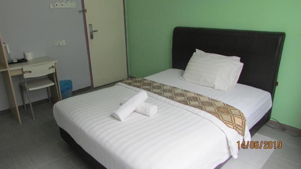 Hotel Zamburger Sungai Besi Kuala Lumpur Exterior photo