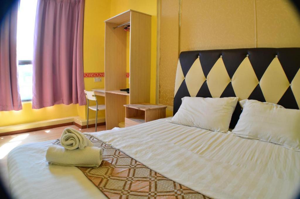 Hotel Zamburger Sungai Besi Kuala Lumpur Exterior photo