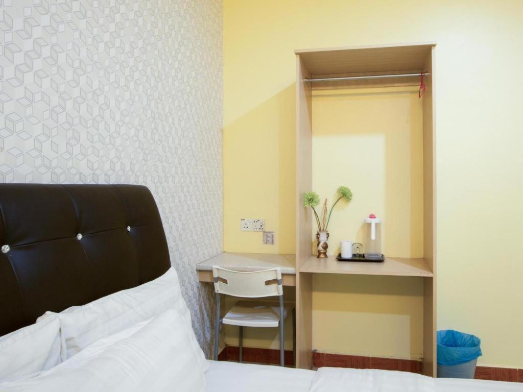 Hotel Zamburger Sungai Besi Kuala Lumpur Exterior photo